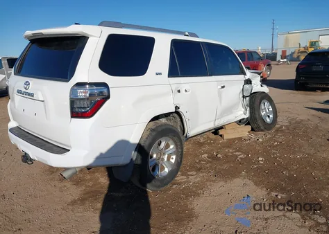 2018 Toyota 4Runner Sr5 Premium z USA, uszkodzony, nr VIN JTEZU5JR0J5180103